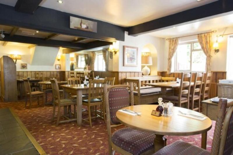 לינה וארוחת בוקר סווינדון The White Hart, Wroughton מראה חיצוני תמונה